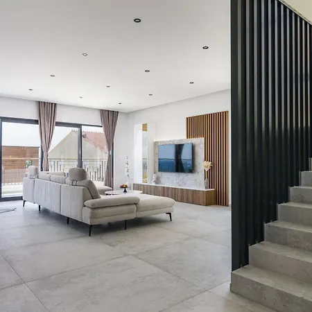 Вилла Luxury Adriatica-*heated Pool-sauna-jacuzzi*