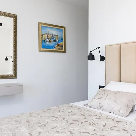 Luxury Adriatica-*heated Pool-sauna-jacuzzi* * Трогир