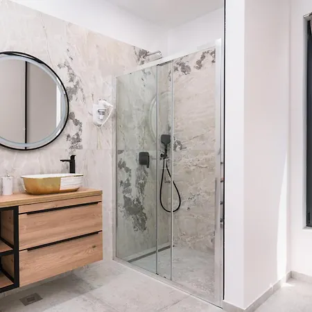 Luxury Adriatica-*heated Pool-sauna-jacuzzi* * Trogir