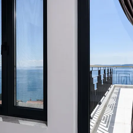 Luxury Adriatica-*heated Pool-sauna-jacuzzi* Trogir