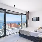 Luxury Adriatica-*heated Pool-sauna-jacuzzi*