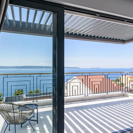 Vila Luxury Adriatica-*heated Pool-sauna-jacuzzi* Trogir