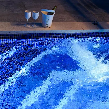 Villa Luxury Adriatica-*heated Pool-sauna-jacuzzi* Trogir