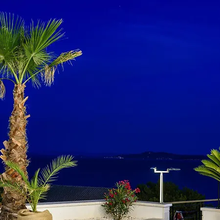 Villa Luxury Adriatica-*heated Pool-sauna-jacuzzi* Trogir