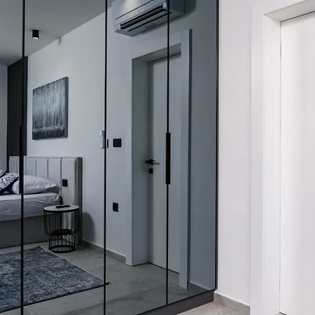 Luxury Adriatica-*heated Pool-sauna-jacuzzi* Trogir