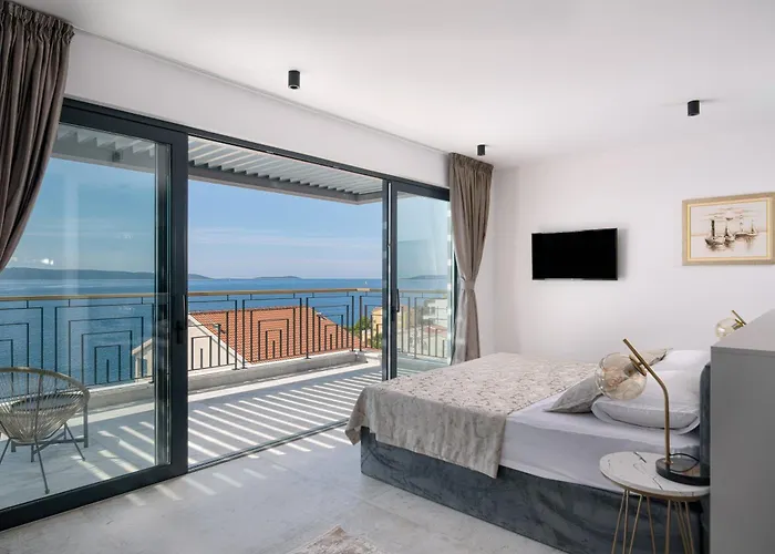 Luxury Adriatica-*heated Pool-sauna-jacuzzi* * Trogir
