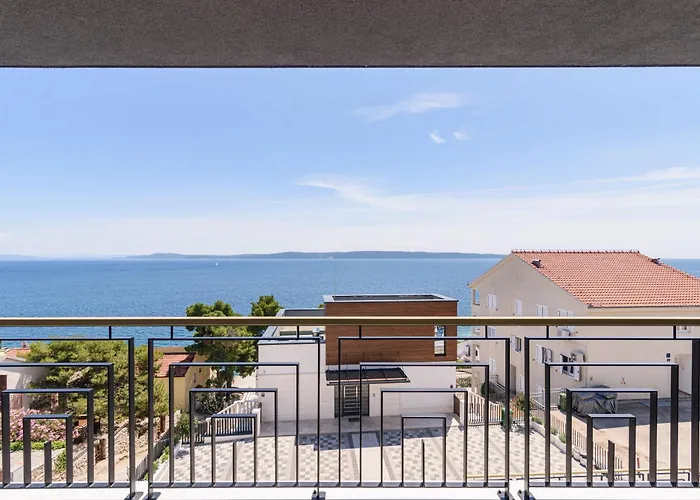 Luxury Adriatica-*heated Pool-sauna-jacuzzi* Villa Trogir